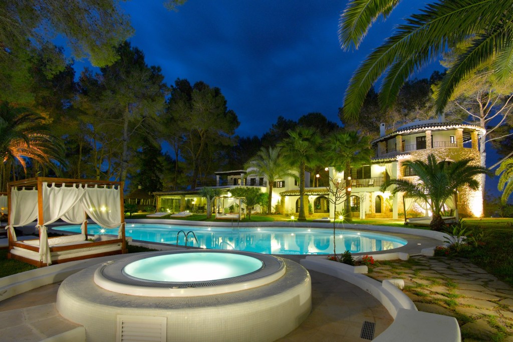 Agroturismo Sa Talaia hotel pool by night