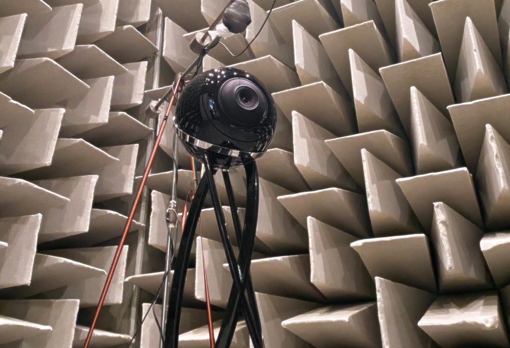 Cabasse Pearl Pelegrina speakers being tested in an anechoic chamber