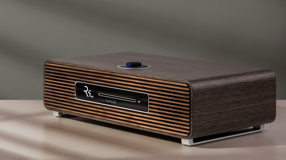 The Ruark Audio R5 MiE features artisan build quality with a wooden slat fascia