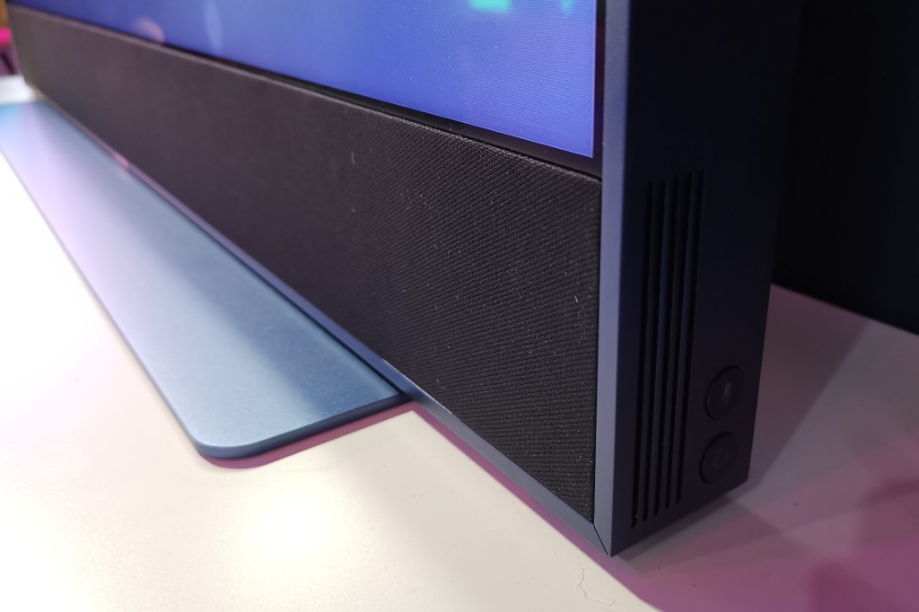 Sky Glass Tv corner speakers in detail