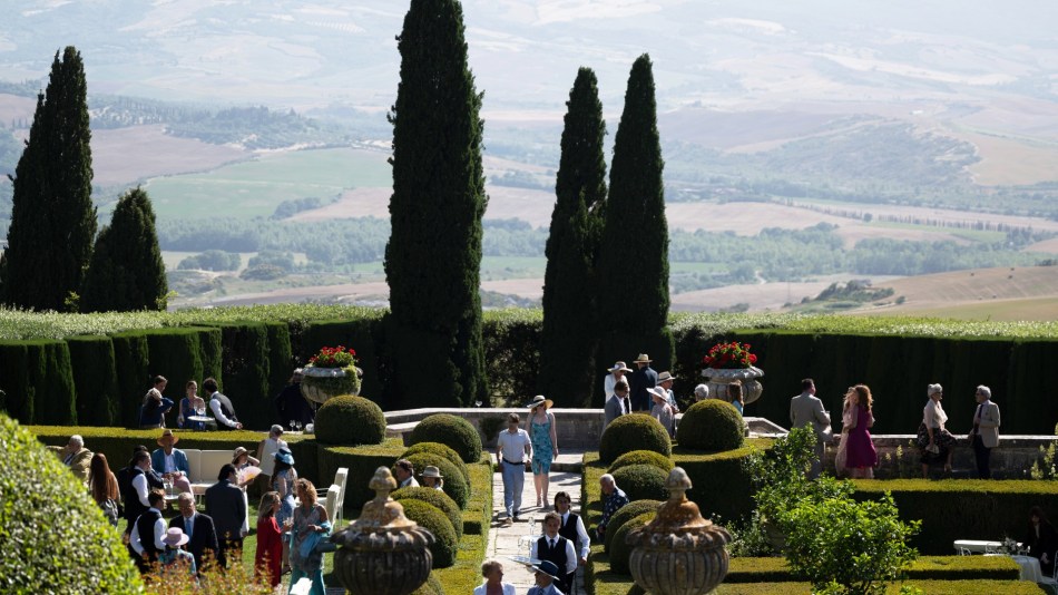 Succession wedding on location at Villa Centinale