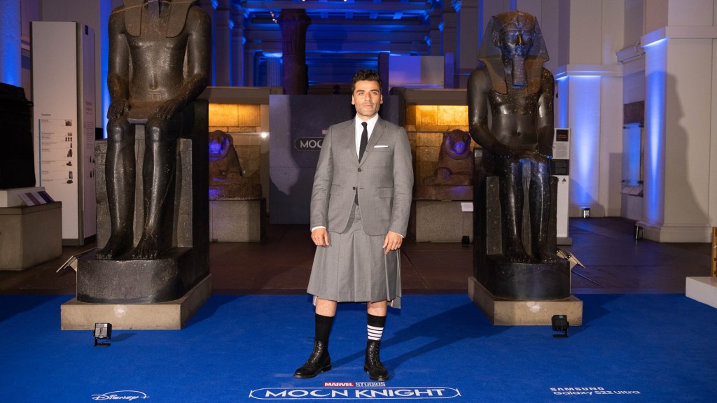 Oscar Isaac is Moon Knight at the London premiere