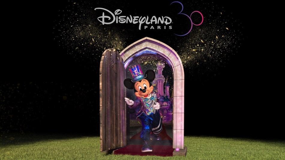 Mickey Mouse emerges from the Disneyland Paris Magical Door