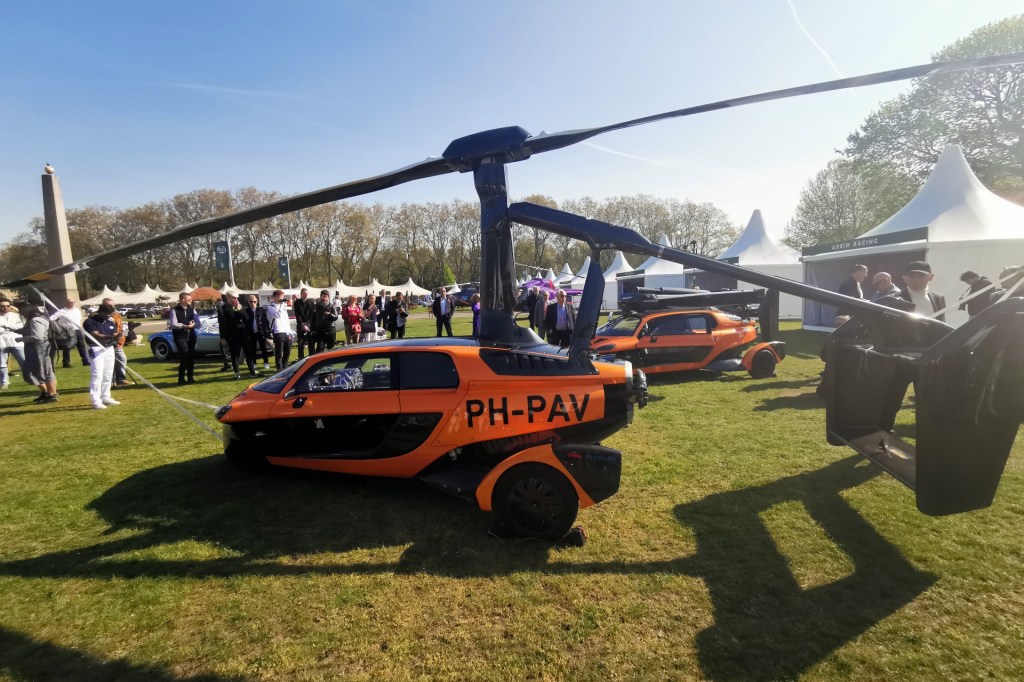 The PAL-V flying car with its rotor blades extended
