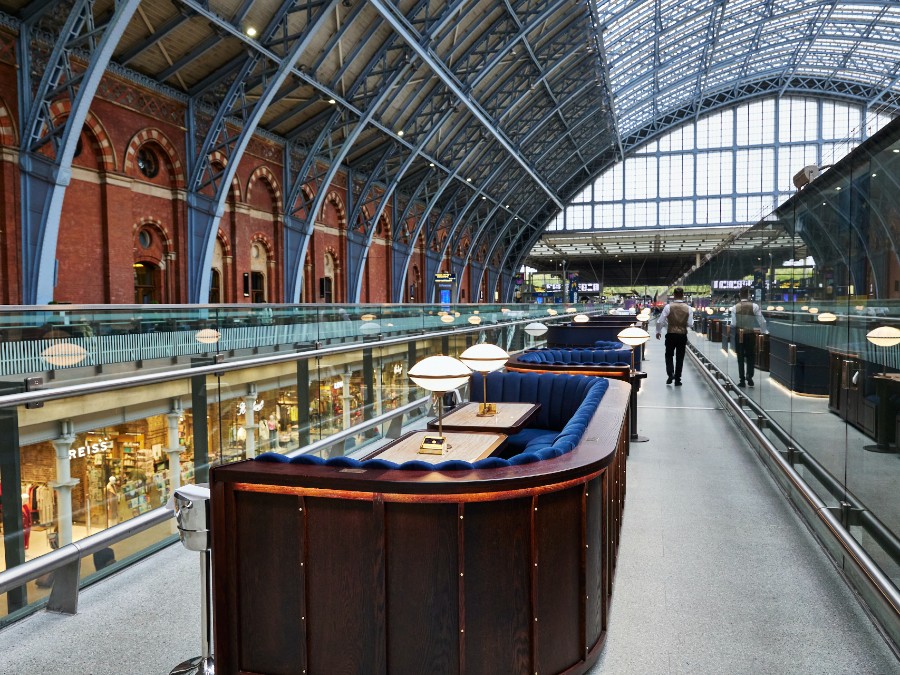Booth seats at Plush private seating awaits at the St Pancras Champagne Bar by Searcys