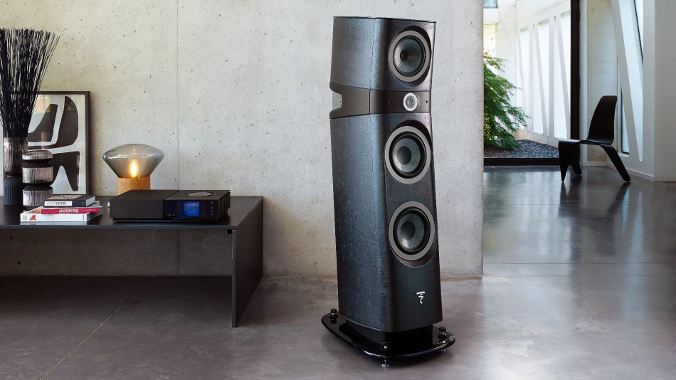 Focal Sopra 2 Black Ostrea loudspeaker in a plush apartment