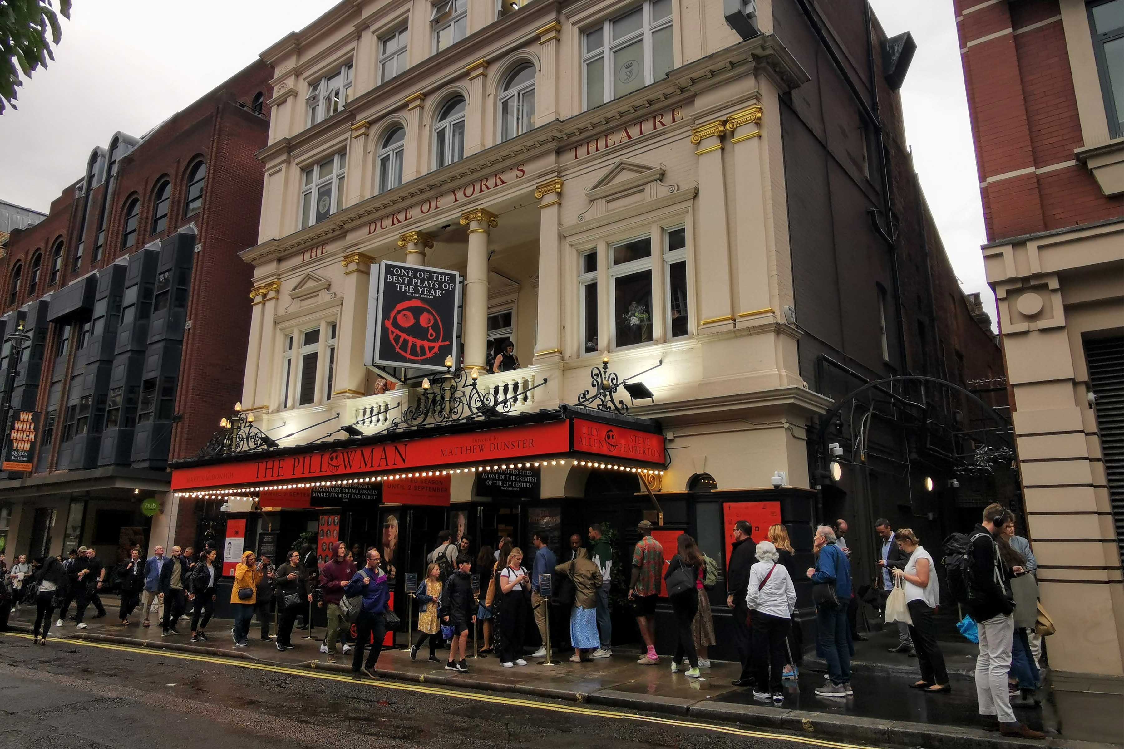 dukeofyorkstheatrelondon The Luxe Review