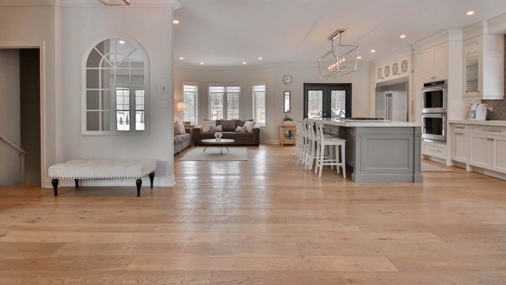 A luxury flat with spectacular wooden floors