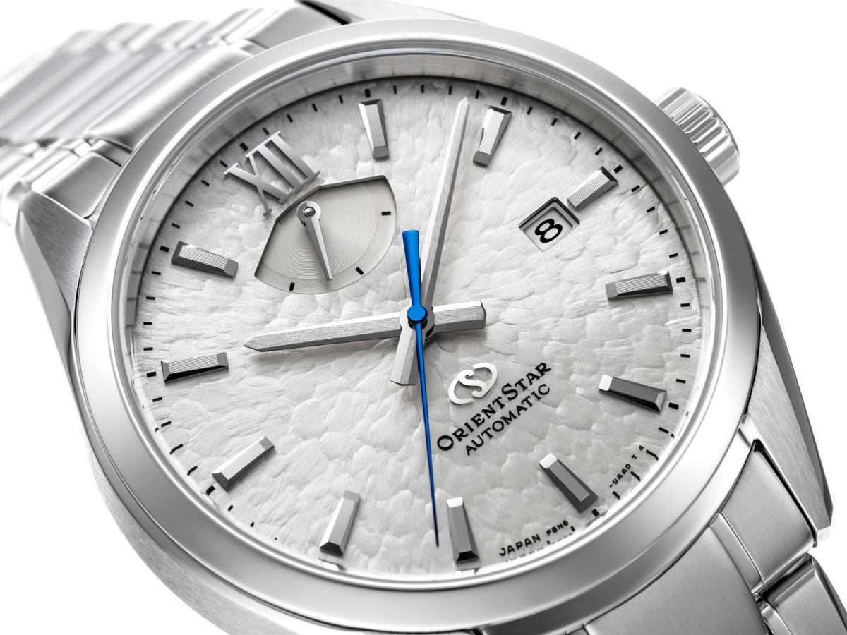 Orient Star M34 F8 Date limited edition white dial luxury watch inspired by meteor showers