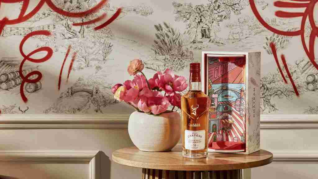 Glenfiddich Grand Château on a table