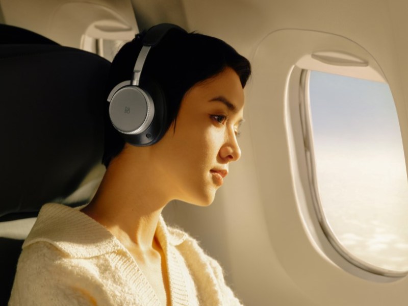 Beoplay H100 headphones by Bang & Olufsen offer long-lasting comfort and immersive&nbsp;audio