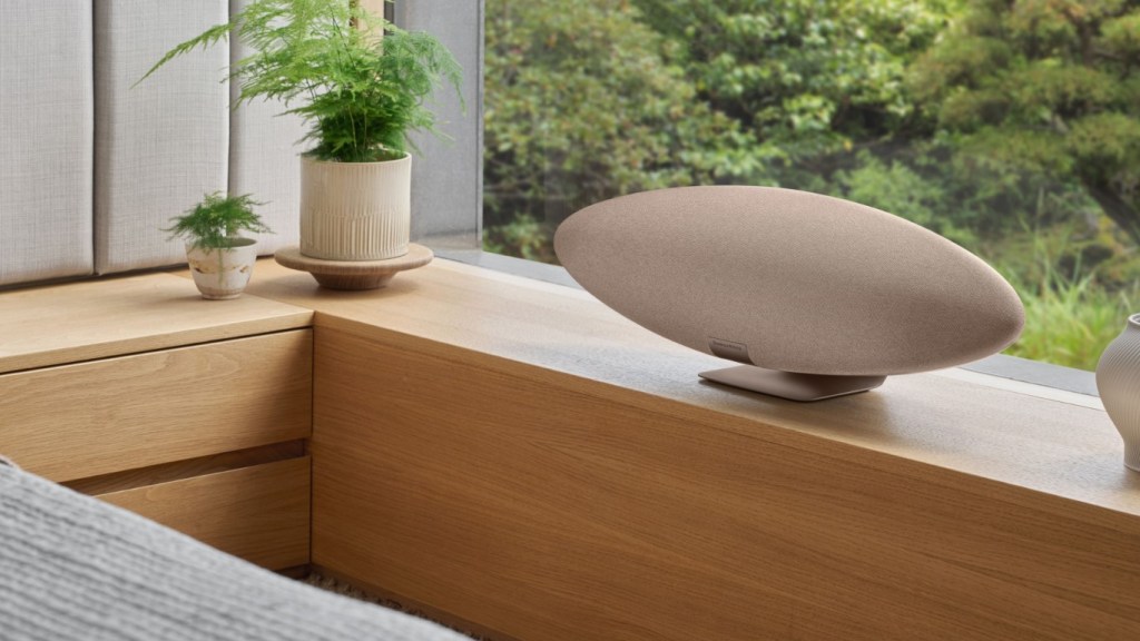 Bowers Wilkins Zeppelin Pro Edition in bedroom