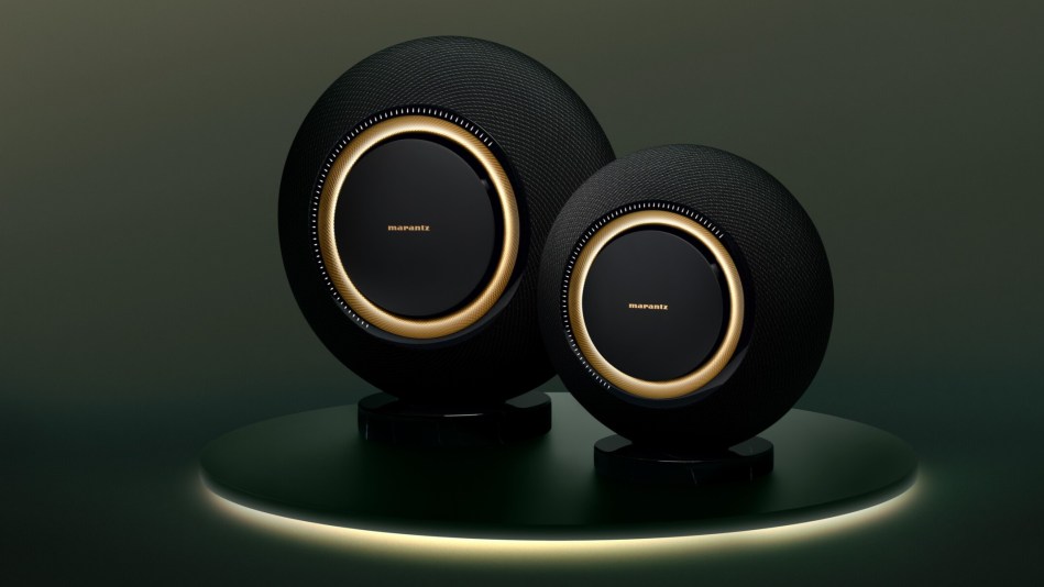 Marantz Grand Horizon and Horizon Midnight Sky on light pedestal