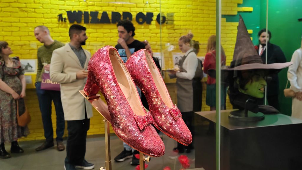 Wizard of Oz Red slippers
