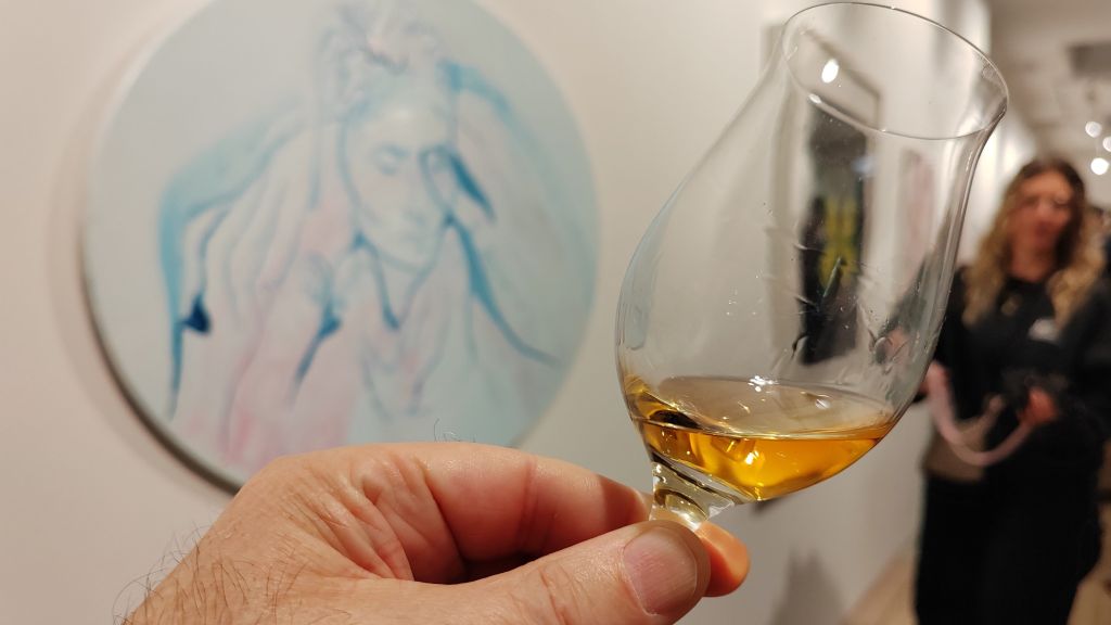 Glenfiddich Whisky and art gallery