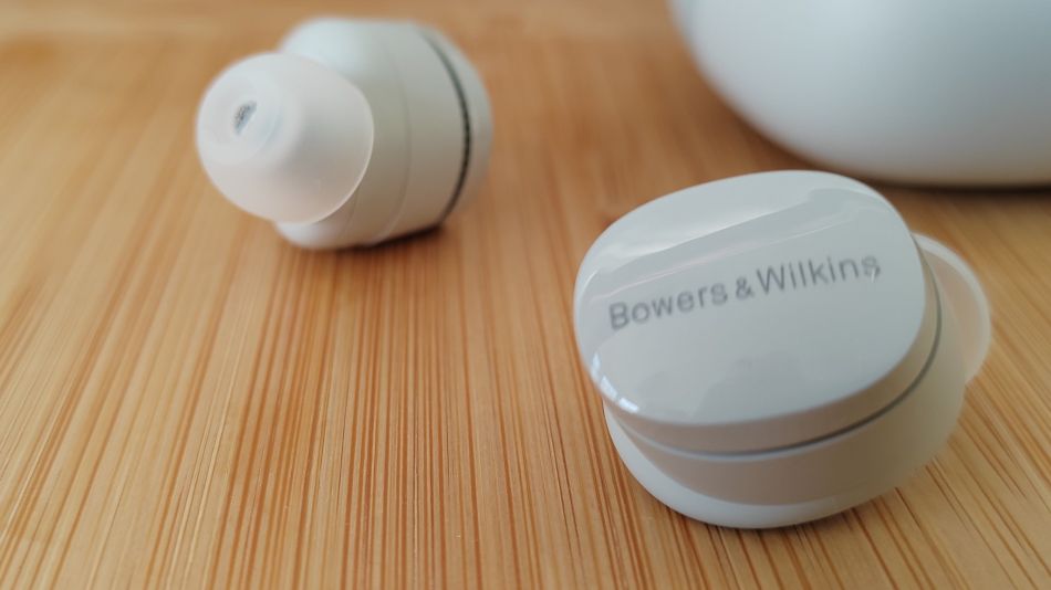 Bowers and Wilkins Pi6