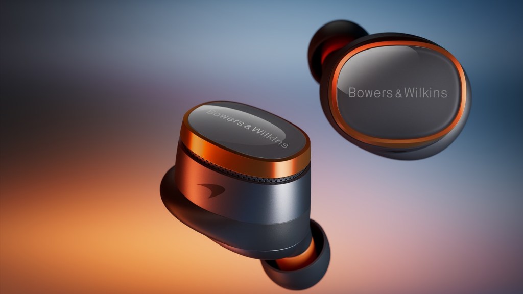 B&W - Pi8 McLaren Edition earbuds