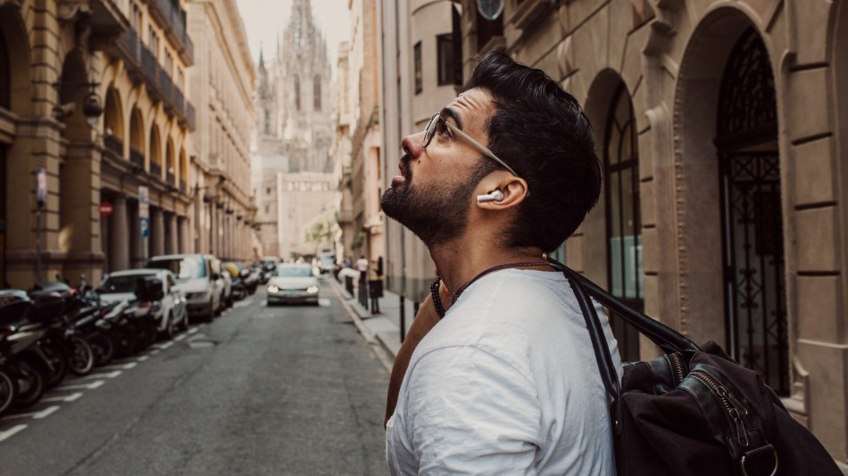 Denon_AH-C840NCW earbuds in the wild