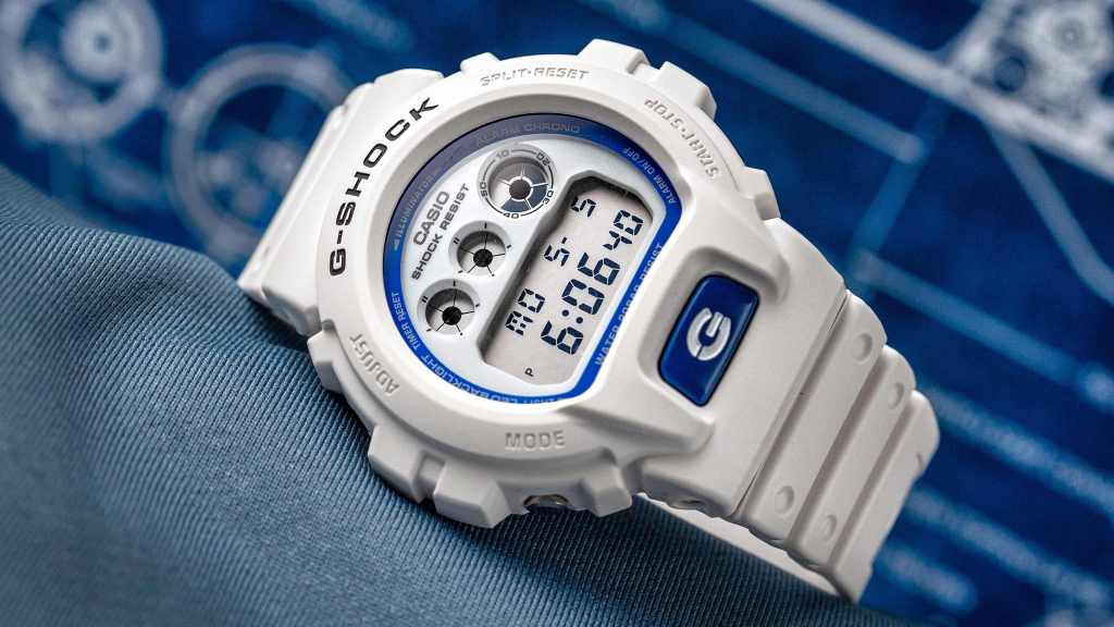 G-Shock DW-6900HDS-7ER-MTR-PSS Fantastic Four edition