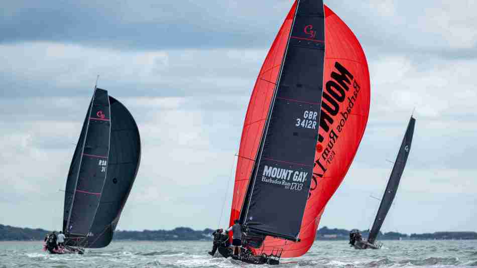 Mount Gay sailing boat Luna