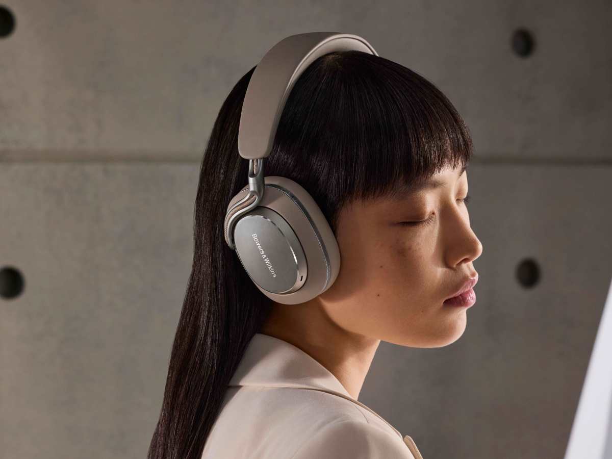 Leather, aluminium, hi-res audio: Bowers & Wilkins debuts flagship Px8 S2&nbsp;headphone