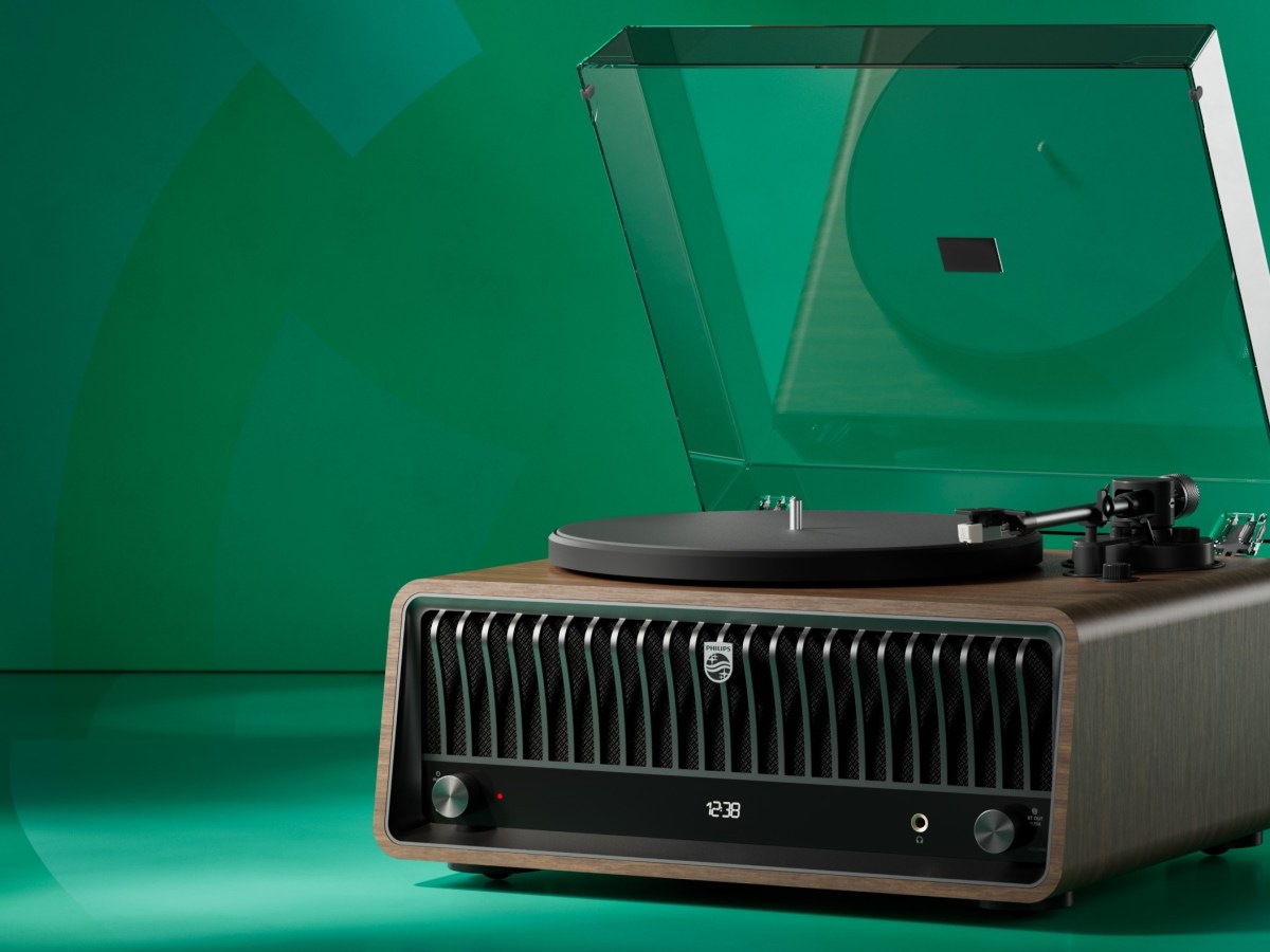 Philips Retro Tina all-in-one Hi-Fi system steals the show at 100 years of sound&nbsp;celebration