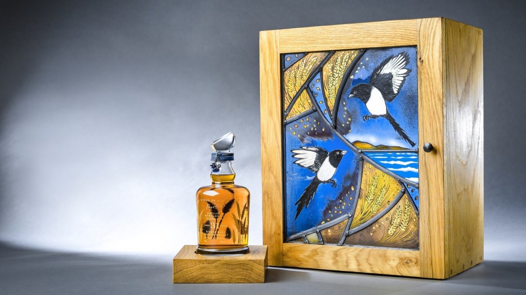 Ferg & Harris Wings of Kintyre whisky and box