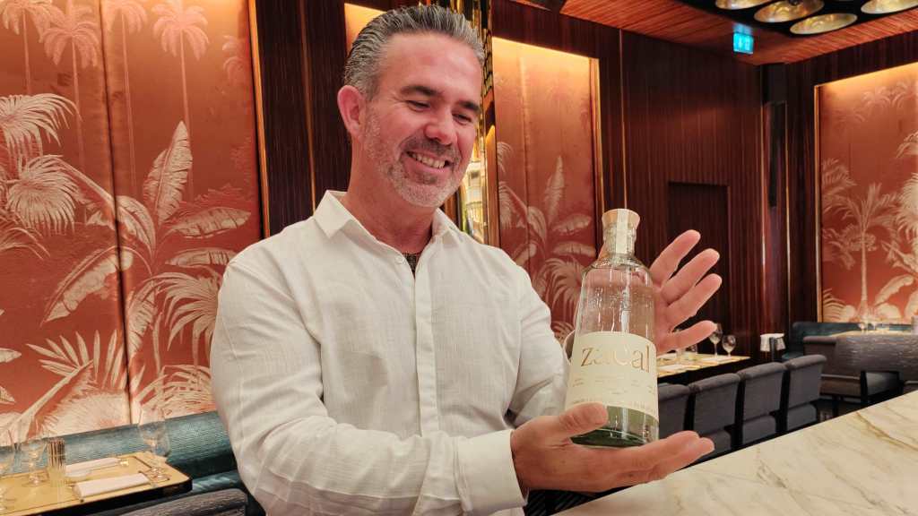 mezcalero Milton Ochoa from Zacal