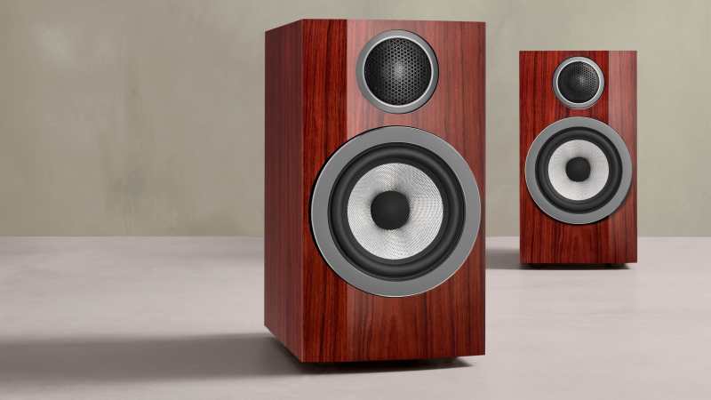 Bowers & Wilkins 707 Prestige Edition in Santos Gloss