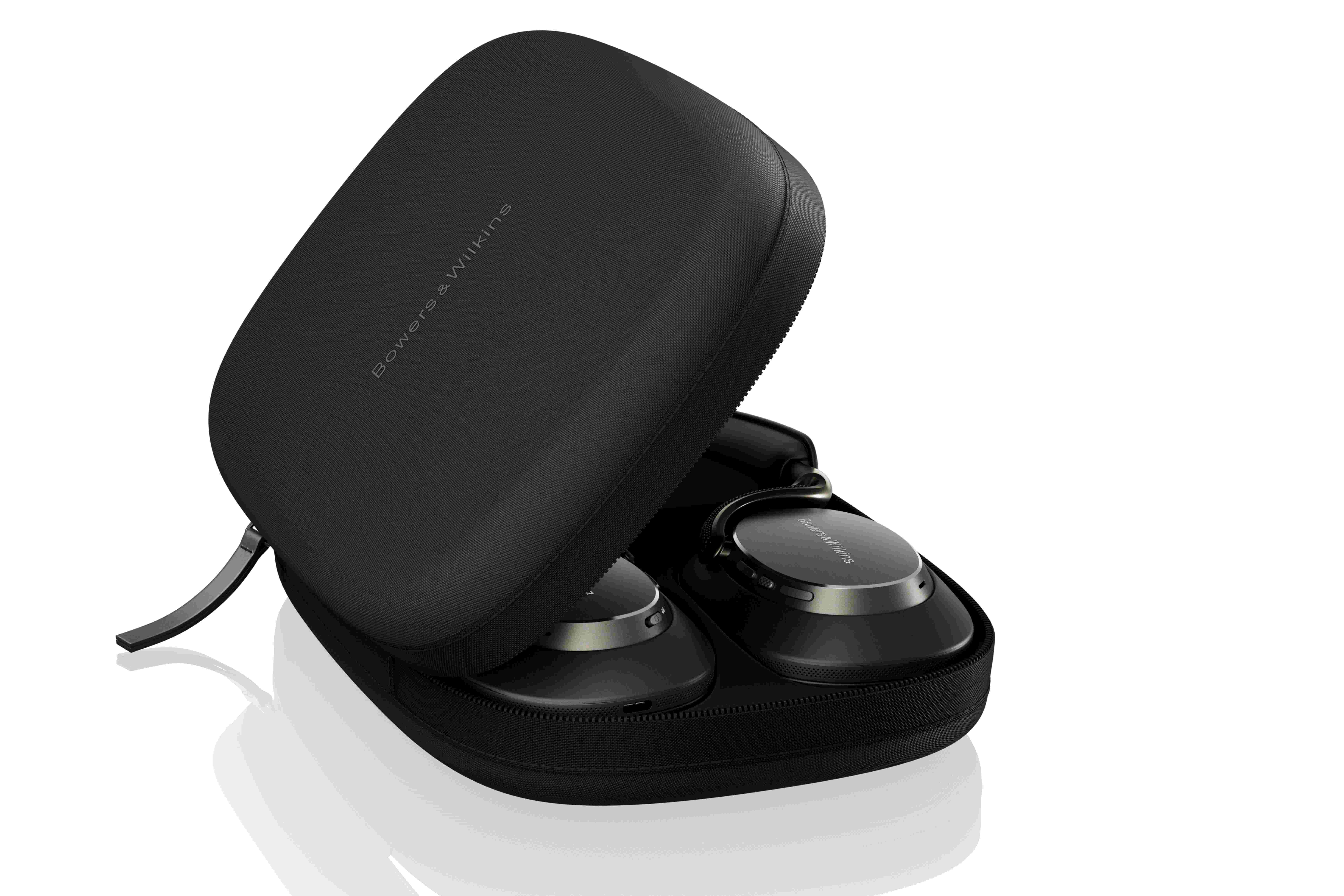 Bowers & Wilkins Px8 S2 review: new headphone flagship offers