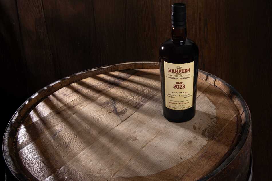 RUM_HAMpden rum on barrel