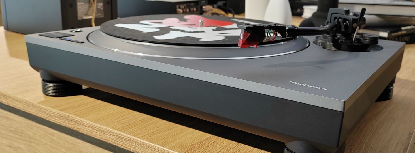 SL-1500CS turntable in Munich