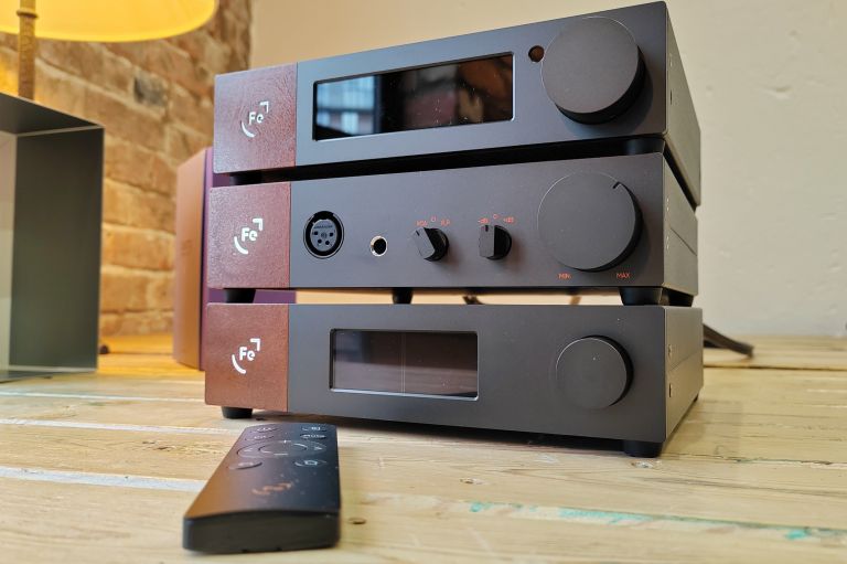 Ferrum Audio debuts premium modular head‑fi desktop music systems in UK ...
