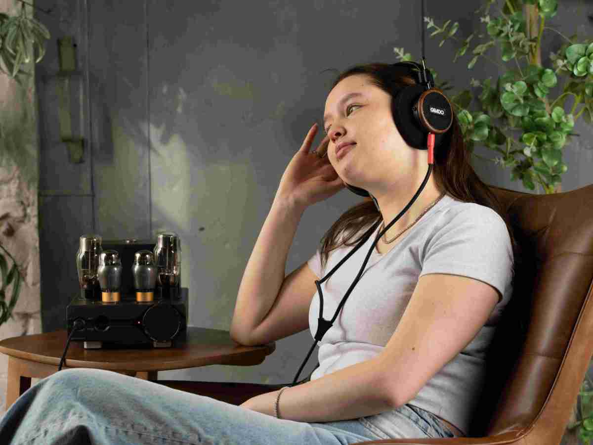 Grado Signature S550 open-back headphones boast big drivers and Brazilian Walnut&nbsp;housing