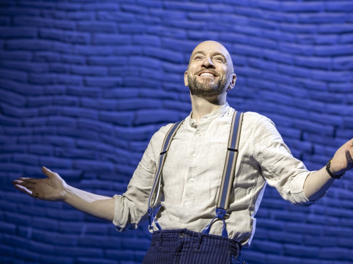 Derren Brown’s latest stage show Only Human heads to London West End after sell-out&nbsp;tour