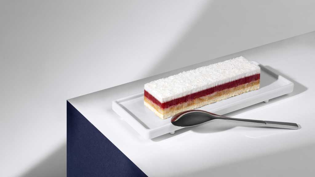 Évasion framboise-coco pastry for Air France