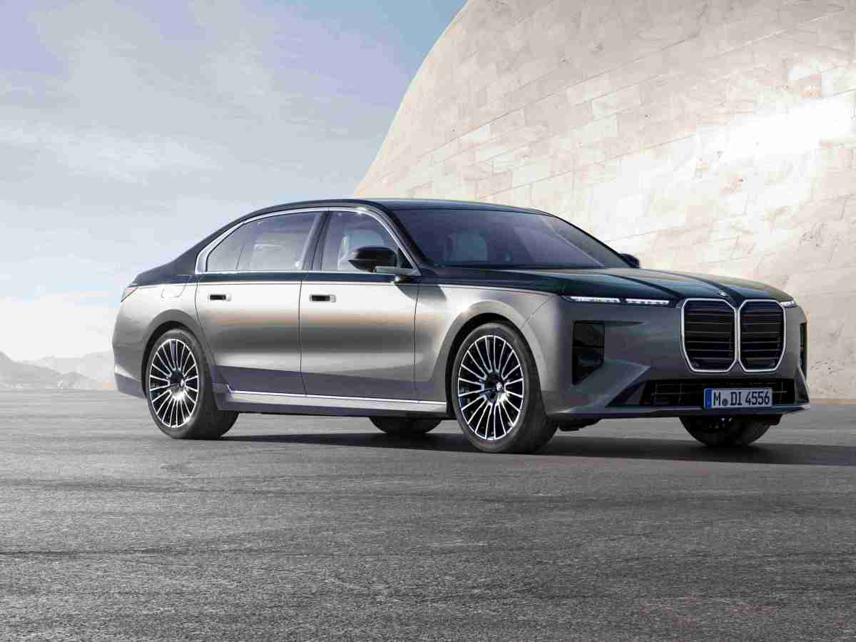Bowers & Wilkins and Dolby Atmos transform BMW 7 Series with Diamond immersive in-car&nbsp;audio