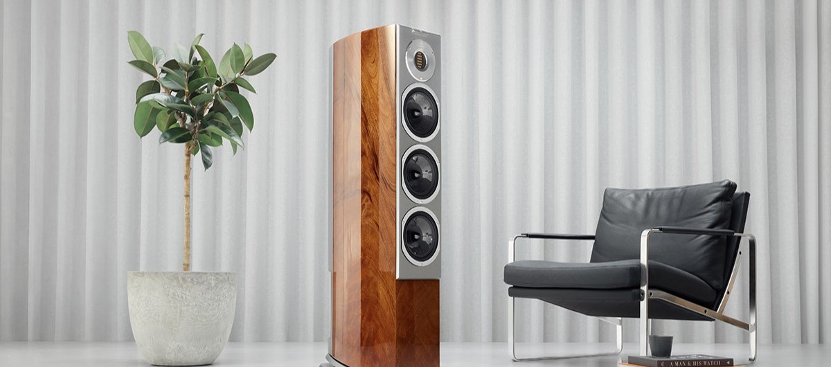 Audiovector R 5 Arrete speaker in a lifestyle setting