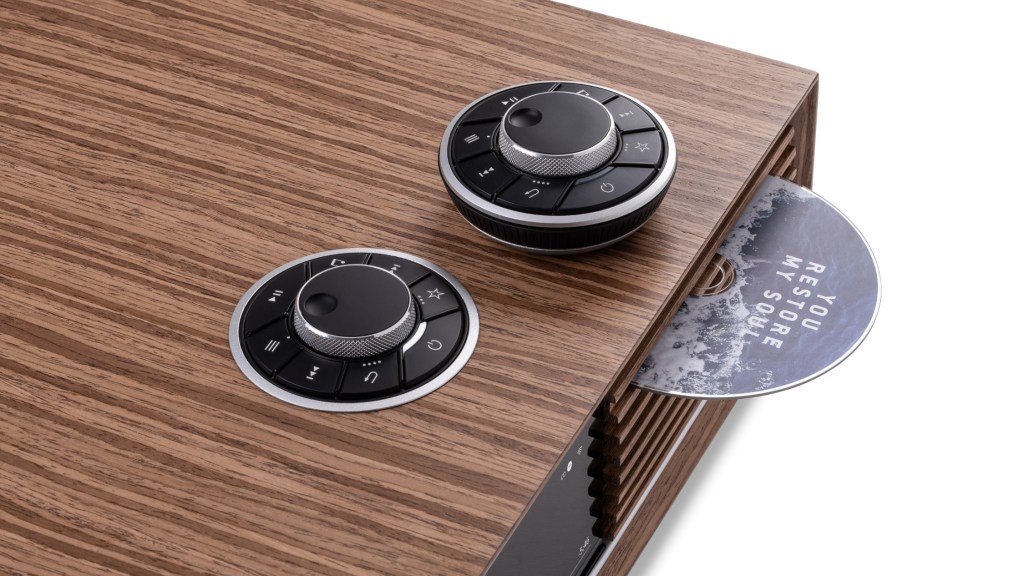 Ruark Audio Walnut detail remote CD