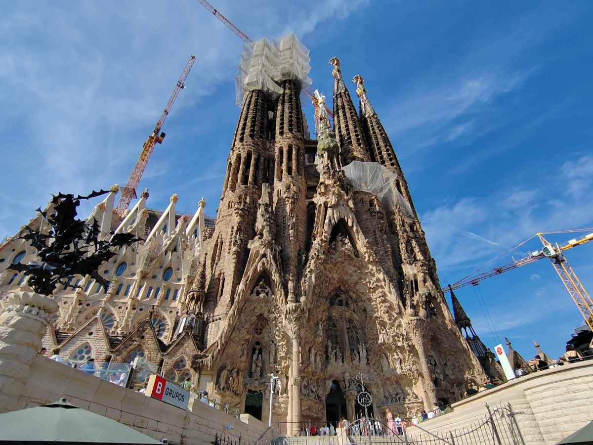 This luxury Barcelona hotel is the place to stay for the Sagrada Família Tower&nbsp;opening