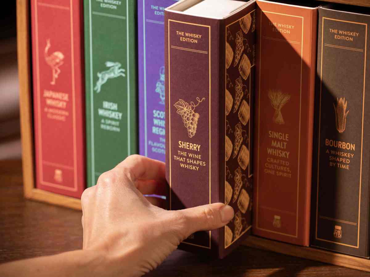 The ultimate whisky tasting set: The Whisky Library puts 36 premium drams on your&nbsp;bookshelf