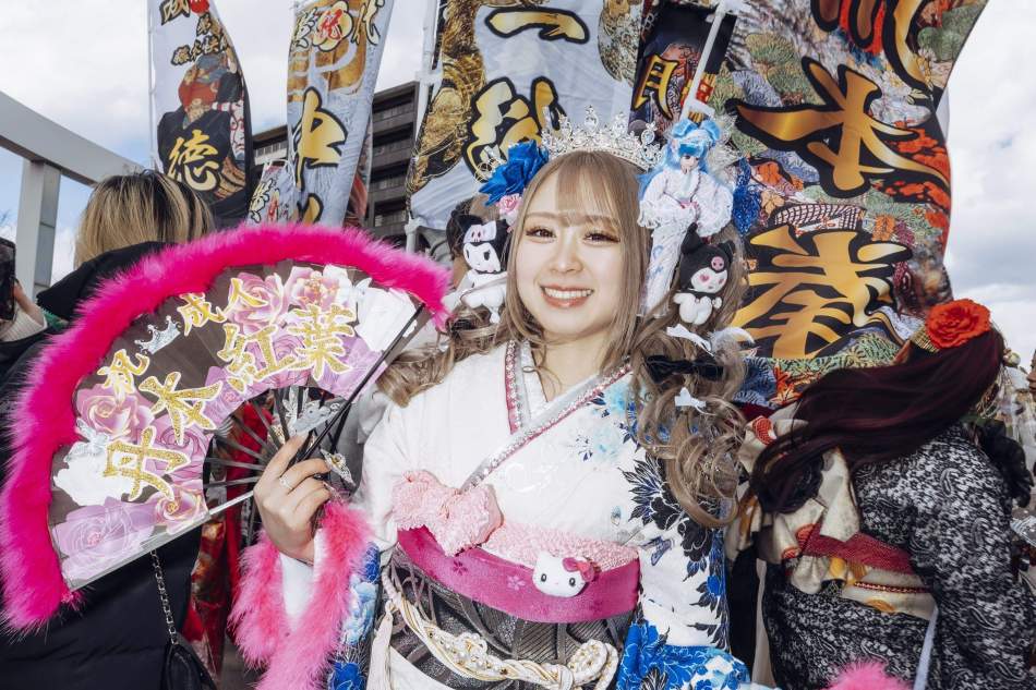 Young people celebrating Coming-Of-Age Day in Kitakyushu 11 © Nakamura Kenta