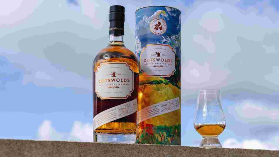 Cotswolds Distillery Harvest Round Hill and glass