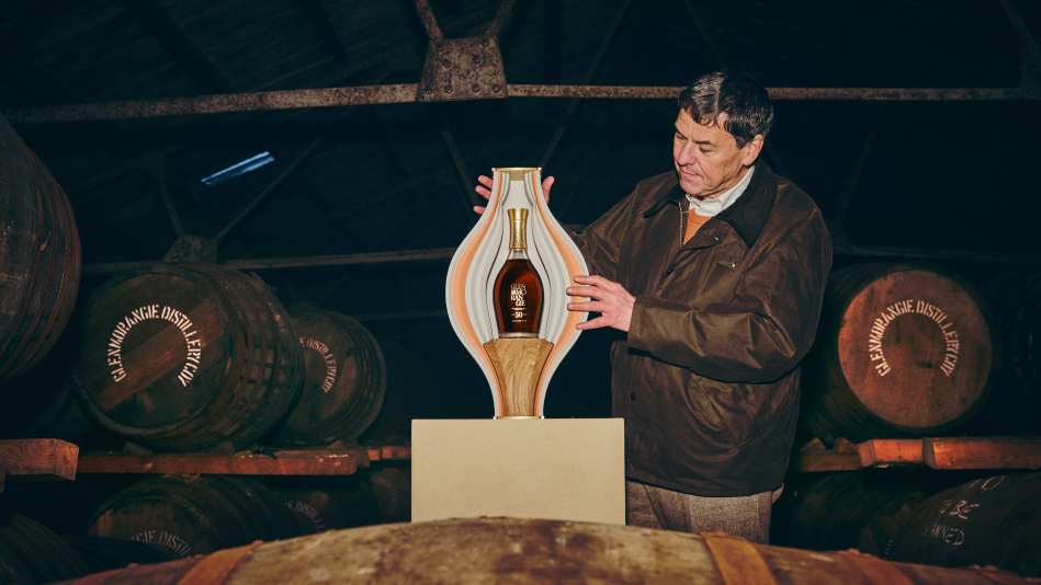 Dr Bill Lumsden with Glenmorangie 50YO and presentation case