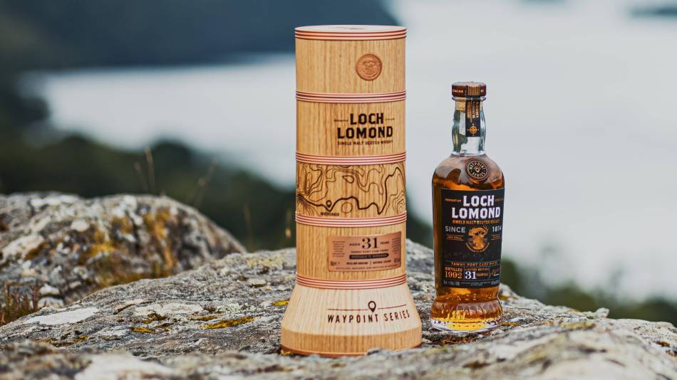 Loch Lomond Whiskies_Waypoint Series_31 YO over loch