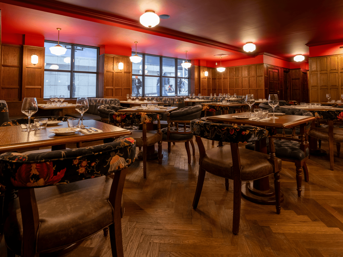 This new Canary Wharf pub is giving away 200 free lobster&nbsp;rolls