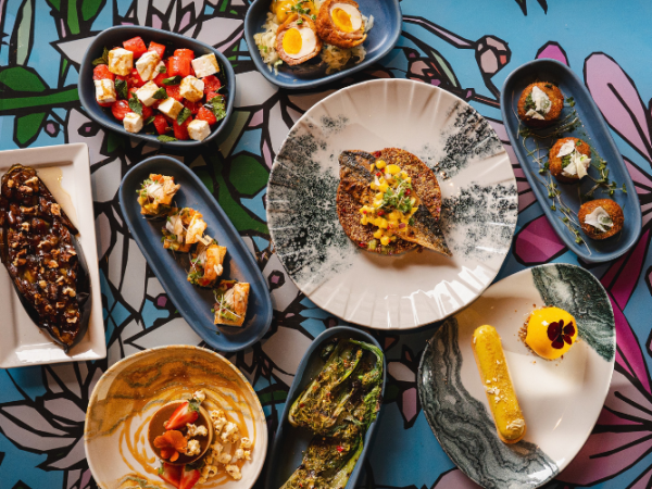 Midtown Holborn Review: Big Burgers, Gin Cocktails and Seriously Stylish&nbsp;Surroundings