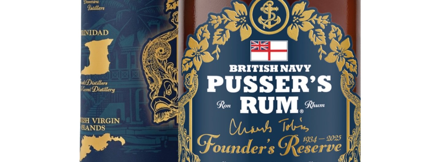 Pusser's Rum Founder's Reserve Navy Rum label in close up