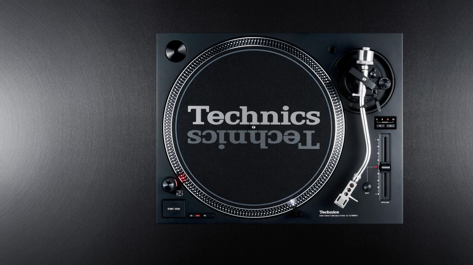 Technics-SL-1210MKX turntable